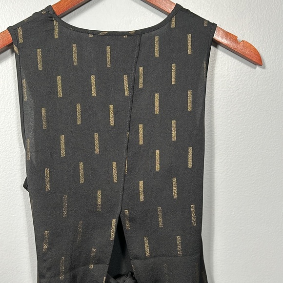 Express Black Satin Gold Shimmer Print Sleeveless Back Tie Top Blouse size XS - Picture 13 of 16
